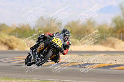 media/Nov-05-2022-SoCal Trackdays (Sat) [[f8d9b725ab]]/Turn 2 (1120am)/